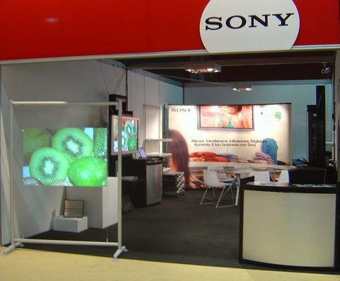espositore in alluminio c/o stand SONY Italia - fiera Expotrade